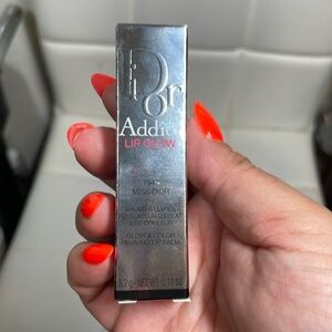 DIOR LIP GLOW IN MISS DIOR 1947